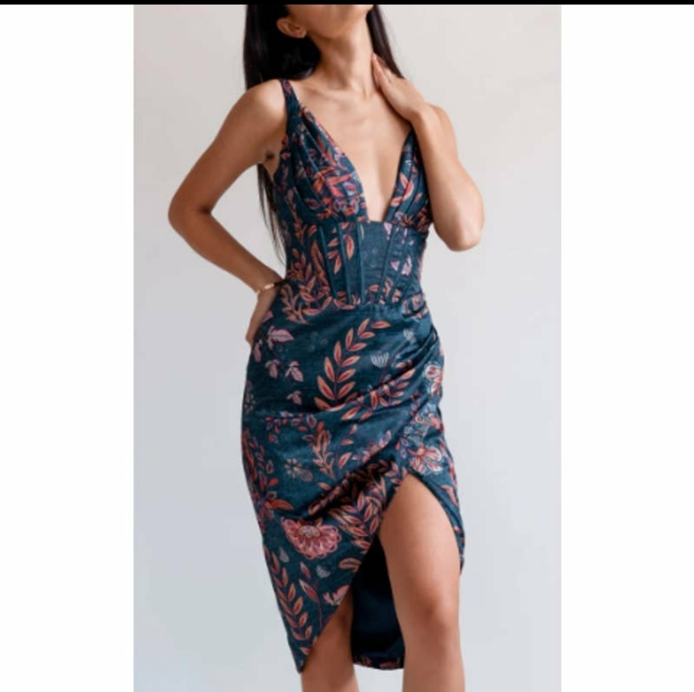 Averie Women's Halley Draped Midi Dress M Floral Flowery Print